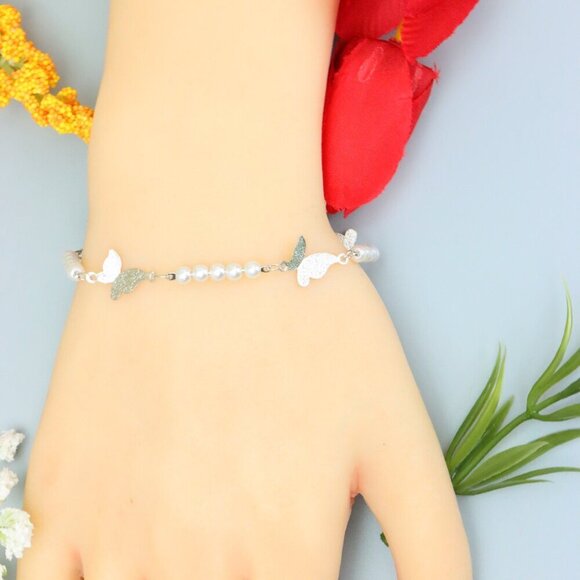 "Elegant & Trendy Bracelet, A Perfect Gift for Women, Thoughtful, EVCH1893 - Picture 6 of 10